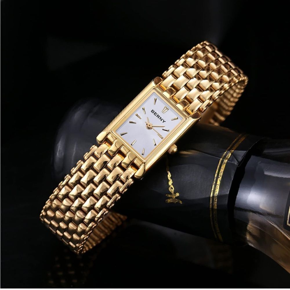 Classic Square Gold Wristwatch for Women